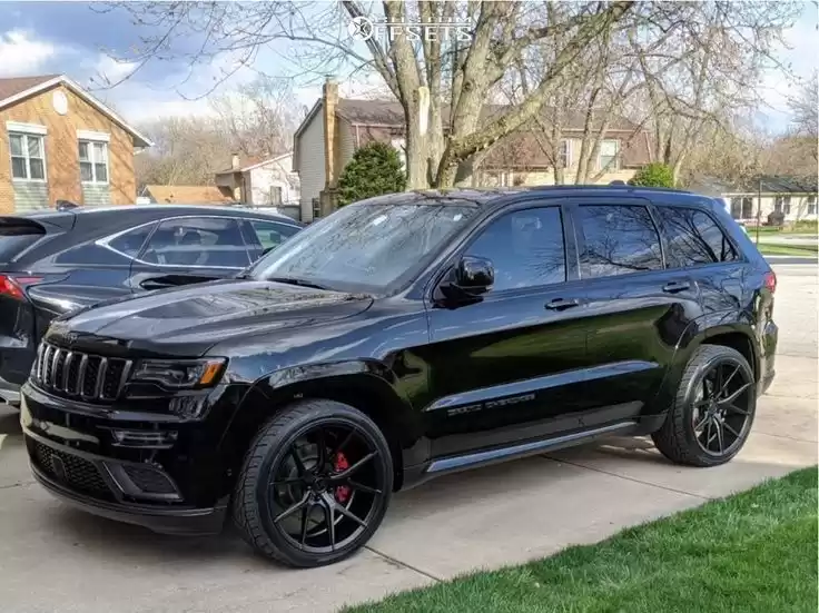 Used Jeep Cherokee For Sale in Al Mearad , Doha #33568 - 1  image 