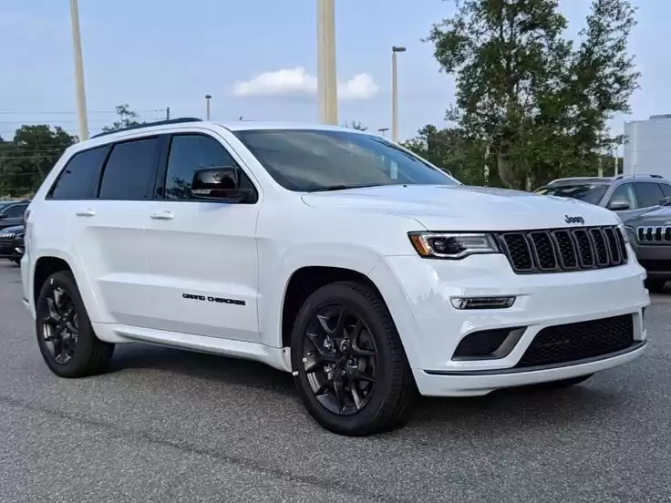 Used Jeep Cherokee For Sale in Lijmiliya , Al Rayyan #33609 - 1  image 